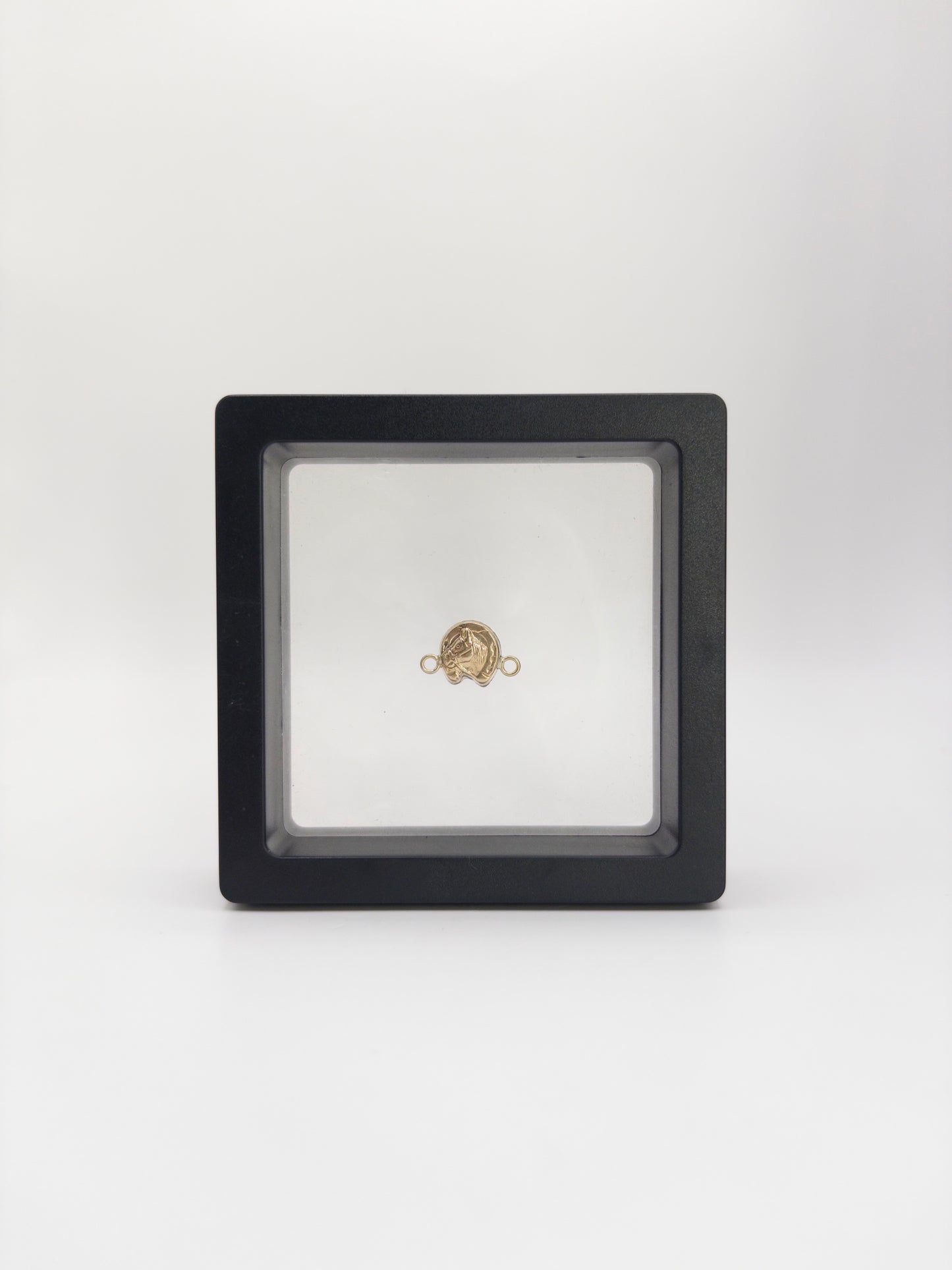 HERRAJE EQUINO MEDIANO ORO LAMINADO 18K
