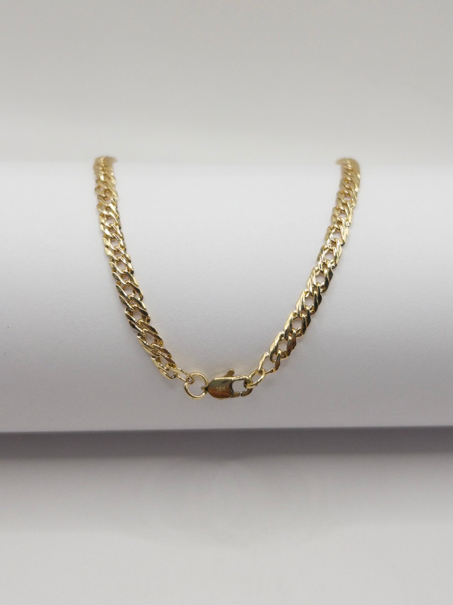 CADENA ENTRELAZADA HOMBRE ORO LAMINADO 18K