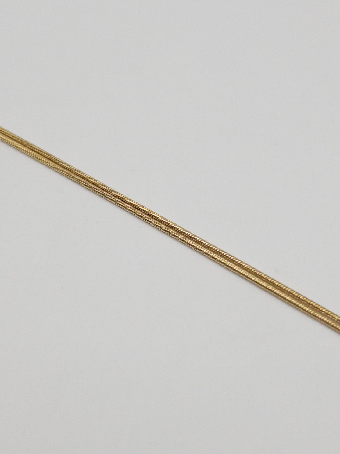 CADENA HILO MUJER ORO LAMINADO 18K